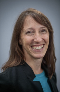 Elana Levinson headshot